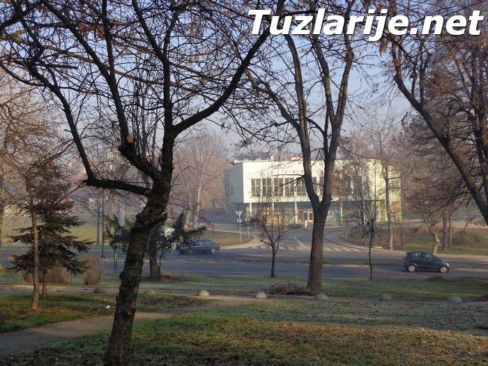 Tuzlarije - Trg - park