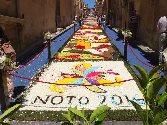 Día 4, 14 de Mayo. NOTO e l´infiorata - La Sicilia. (5)