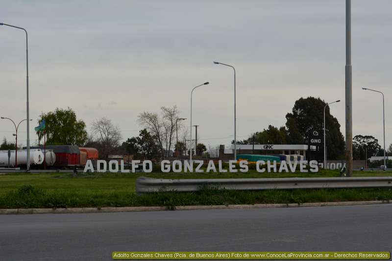 adolfo gonzales chaves