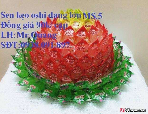 Quả dứa - Hoa sen bằng kẹo OISHI bày Lễ - Tết - 13