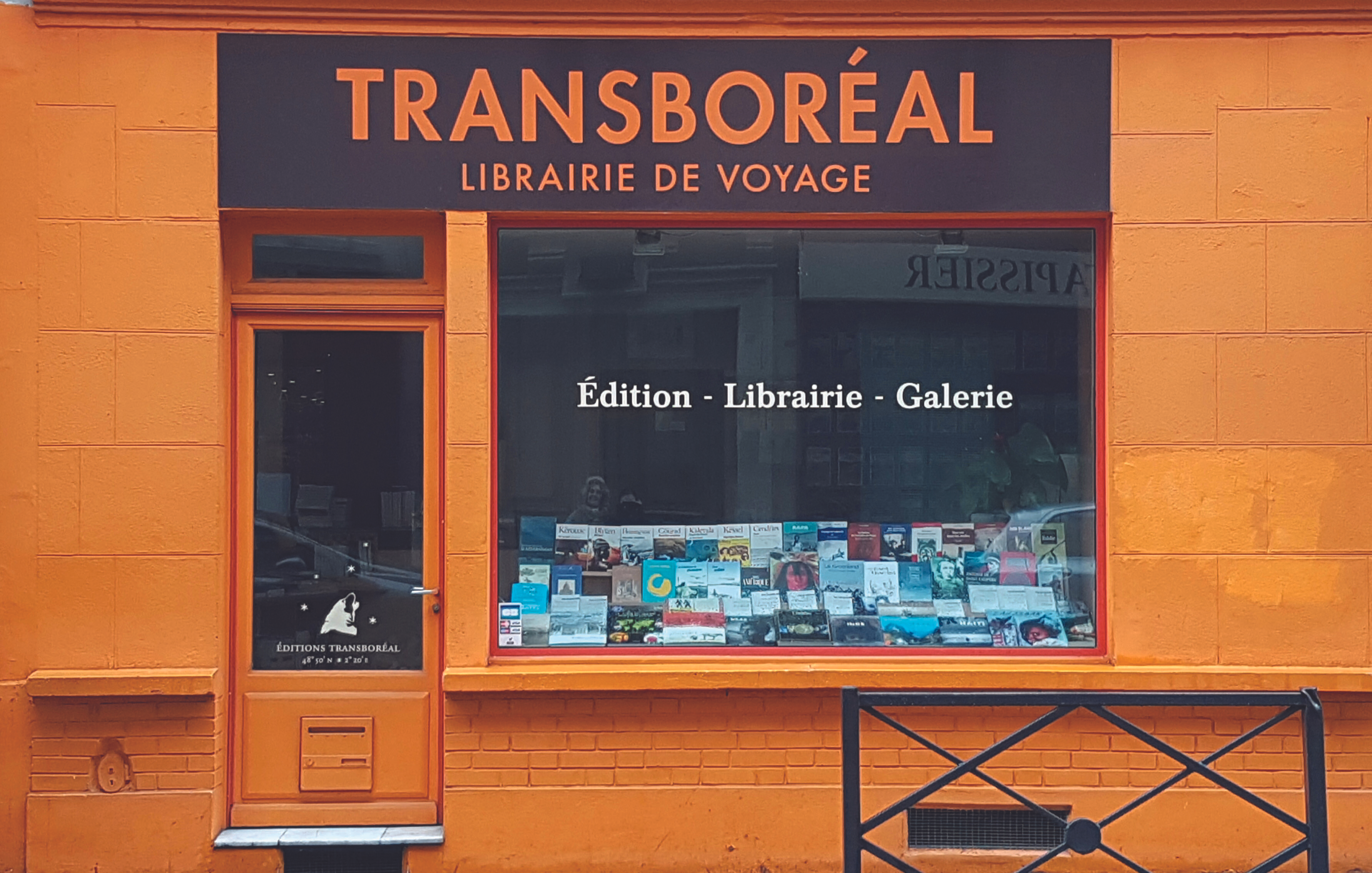 Devanture de la librairie Transboréal