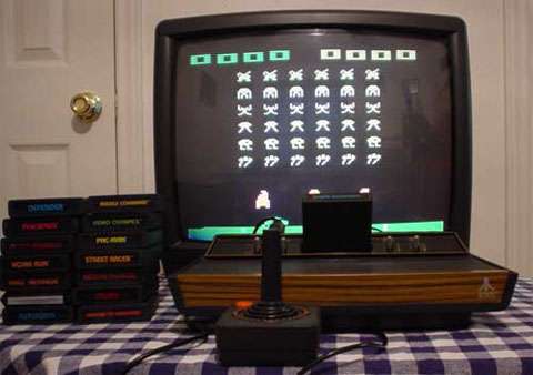 Popularne w tamtych czasach Atari 2600.