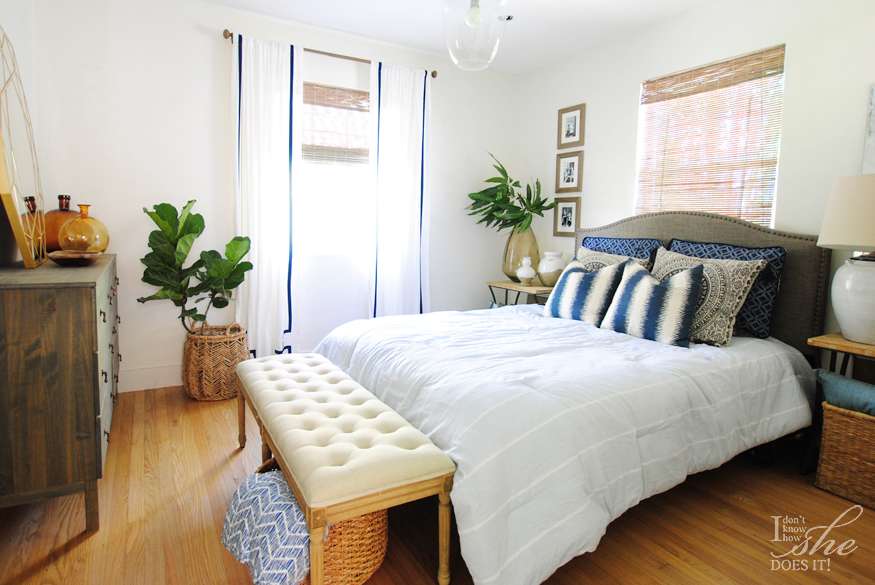 Fresh start your bedroom with indigo blue