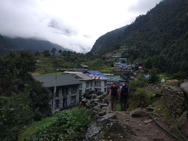 Everest Base camp, Renjo La, Gokyo y Chola Pass - Blogs de Nepal - Dia 1 - Lukla - Phakding (5)