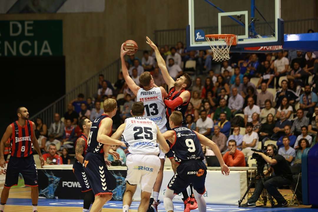 Buon debutto di Andrea Bargnani in ACB nella vittoria del Baskonia