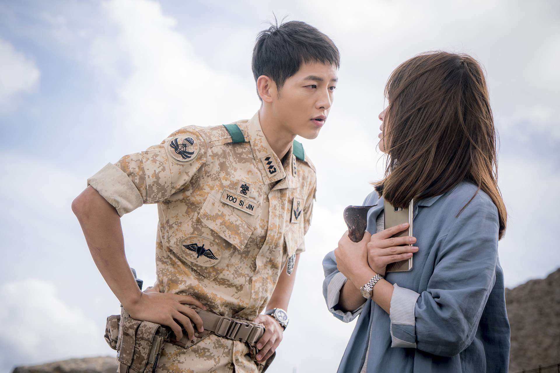 “descendants Of The Sun” Episodes 3 And 4 Official Stills Couch Kimchi