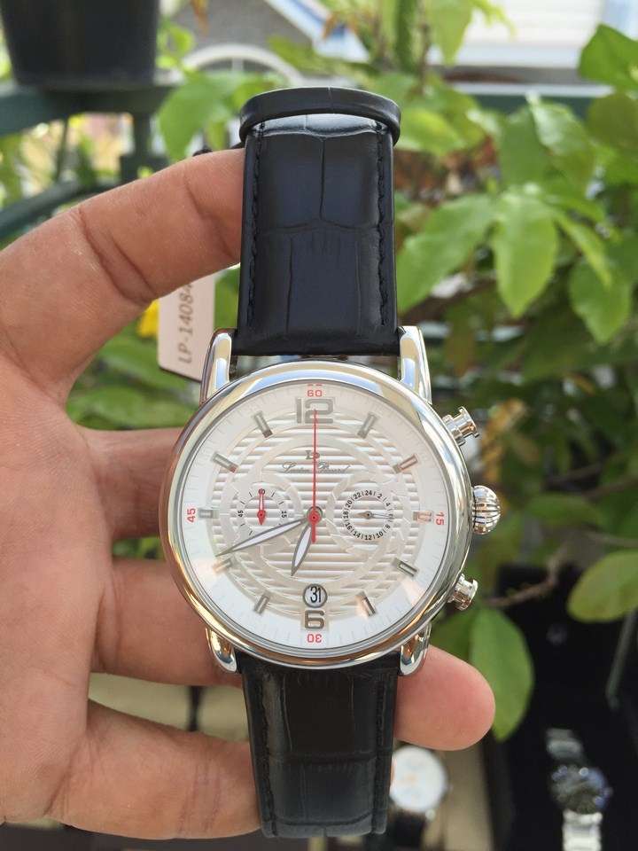 Đồng hồ xách tay Stuhrling Original chính hãng có hàng fake-nhái không