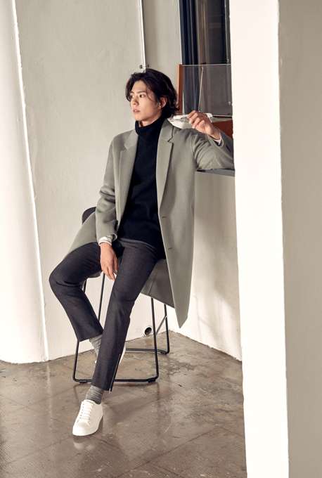 Park Bo Gum Shows Smart Looks With TNTG 2018 F/W Campaign