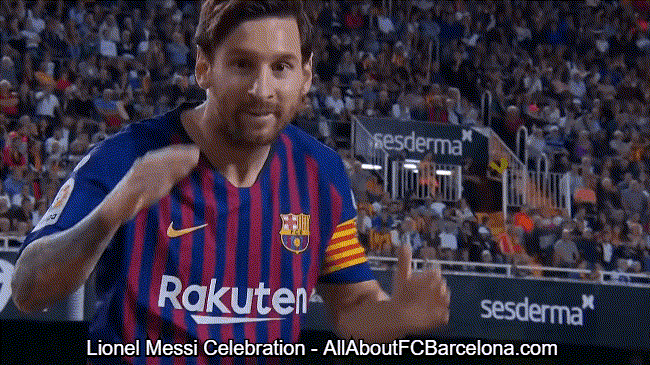 Lionel Messi GIFs against Valencia