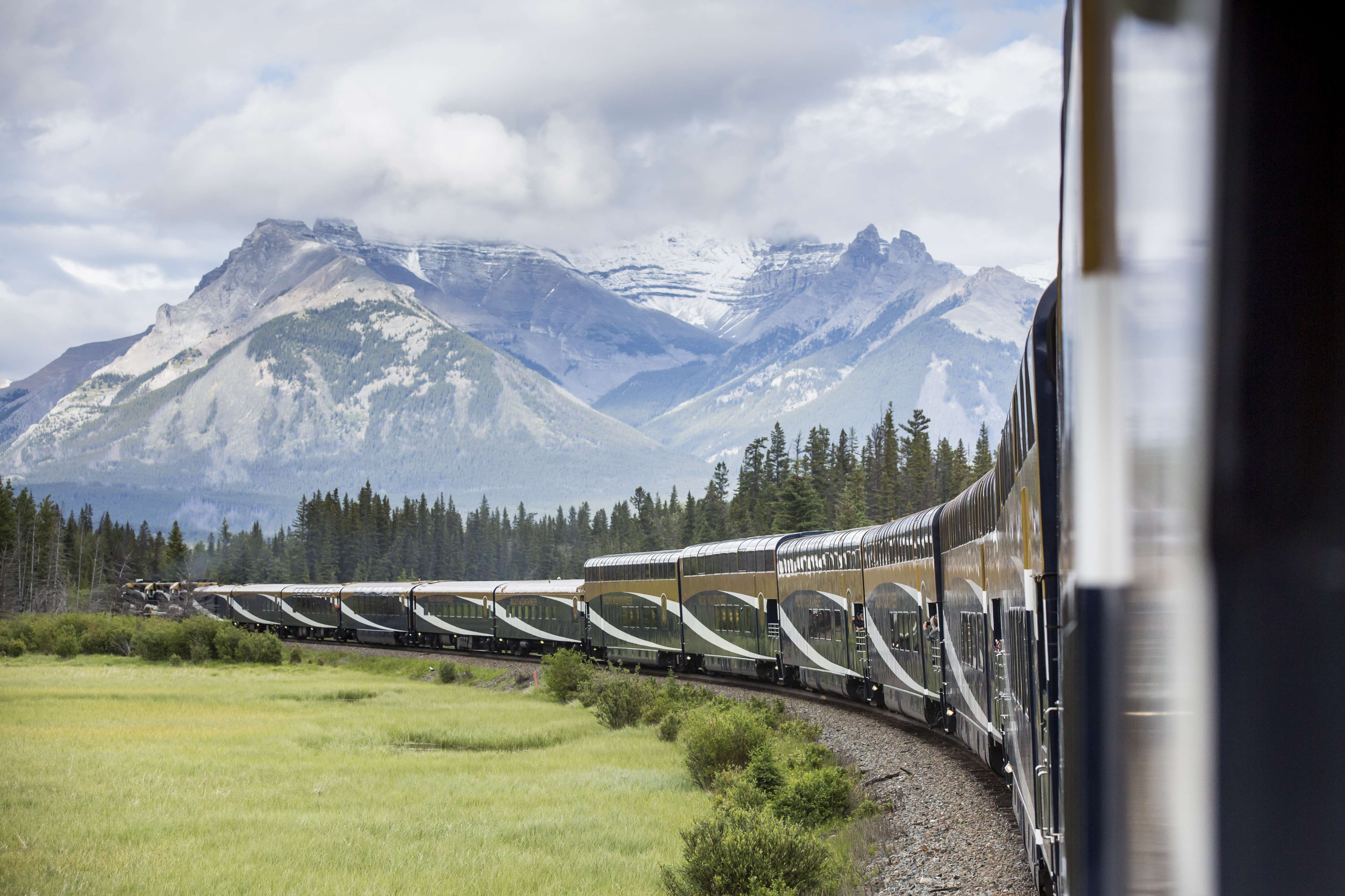 Cunard Partners With Rocky Mountaineer To Offer Guests Luxury By Rail