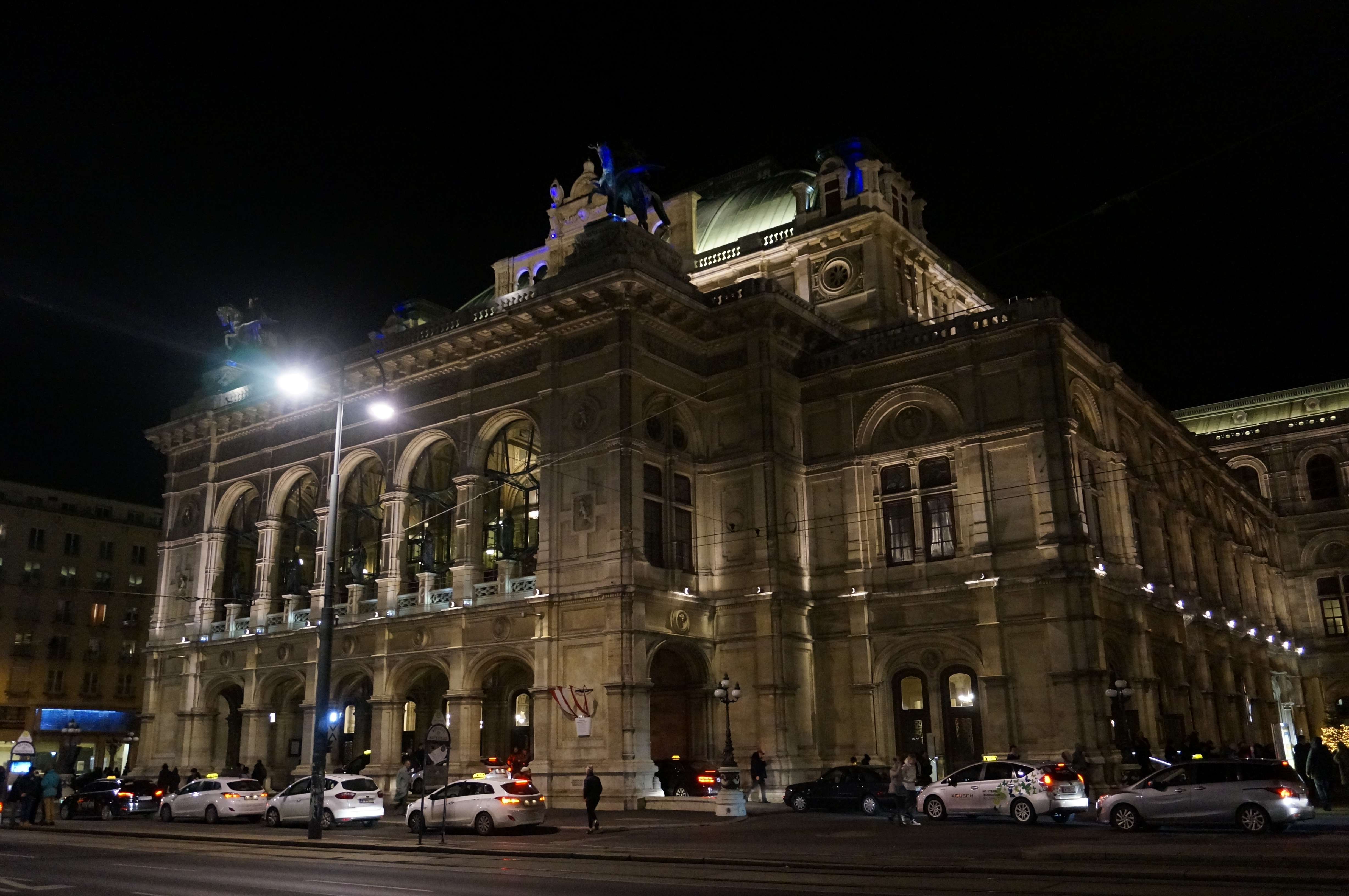 Praga, Viena y Budapest en 1 semana: Diciembre de luces e historia - Blogs de Europa Este - Dia 3 - Viena: Centro Histótico y Ópera (8)